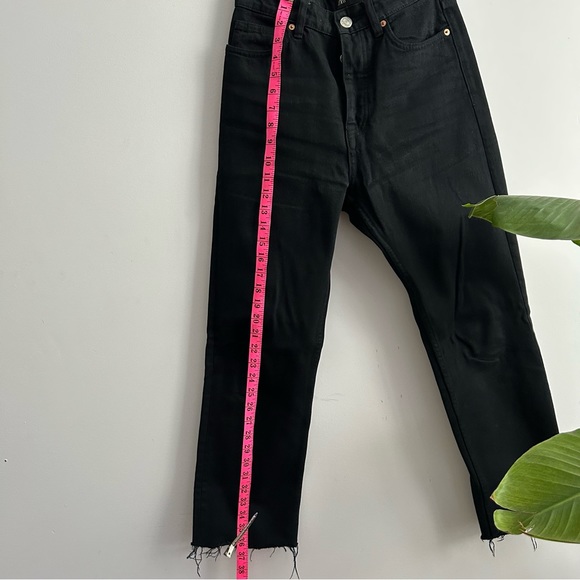 Zara - Black cropped jeans - Picture 12 of 15